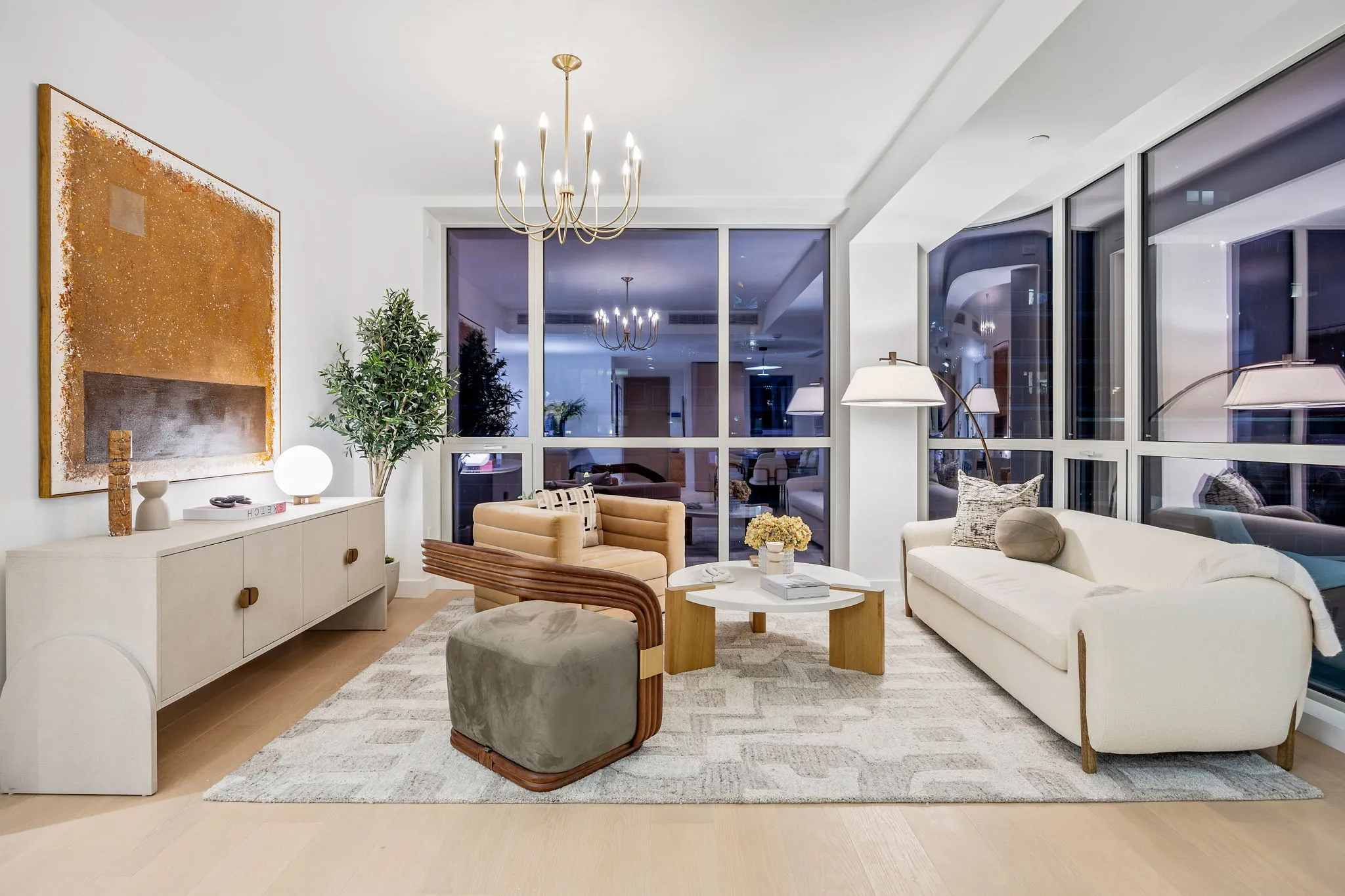 250 E 25th St — Residence 11A