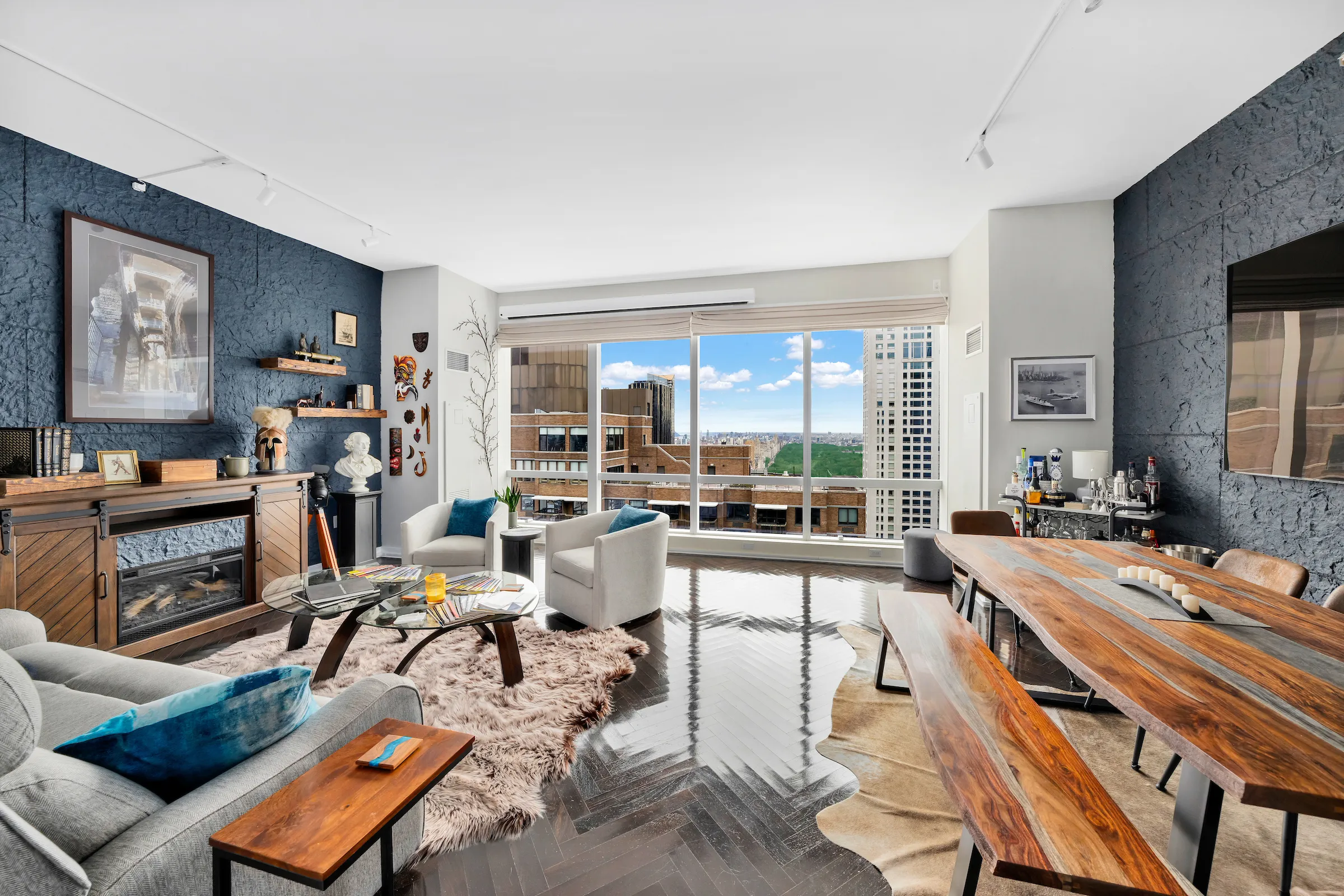 230 W 56th St — Residence 54F