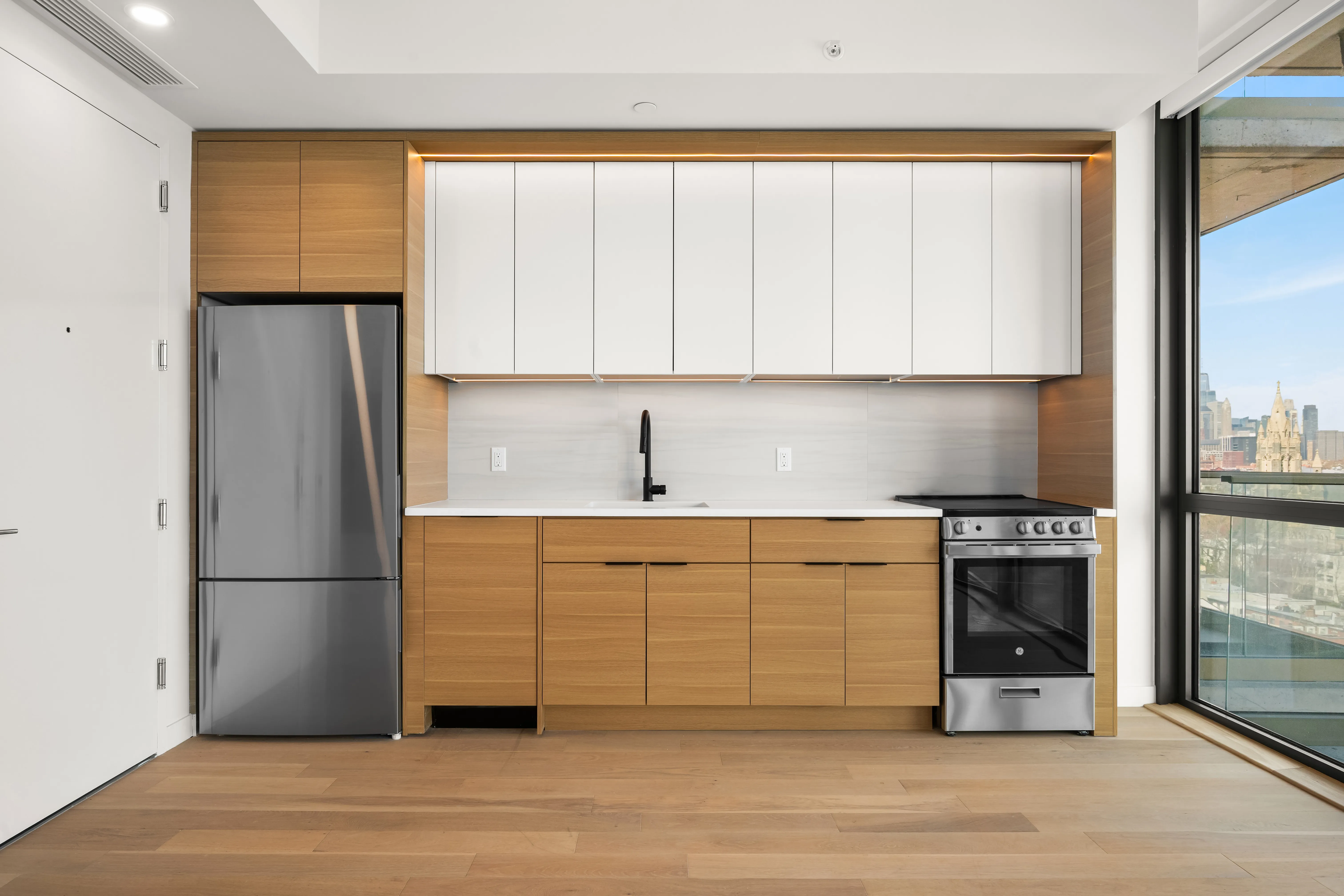 395 Carroll St — Residence 1206